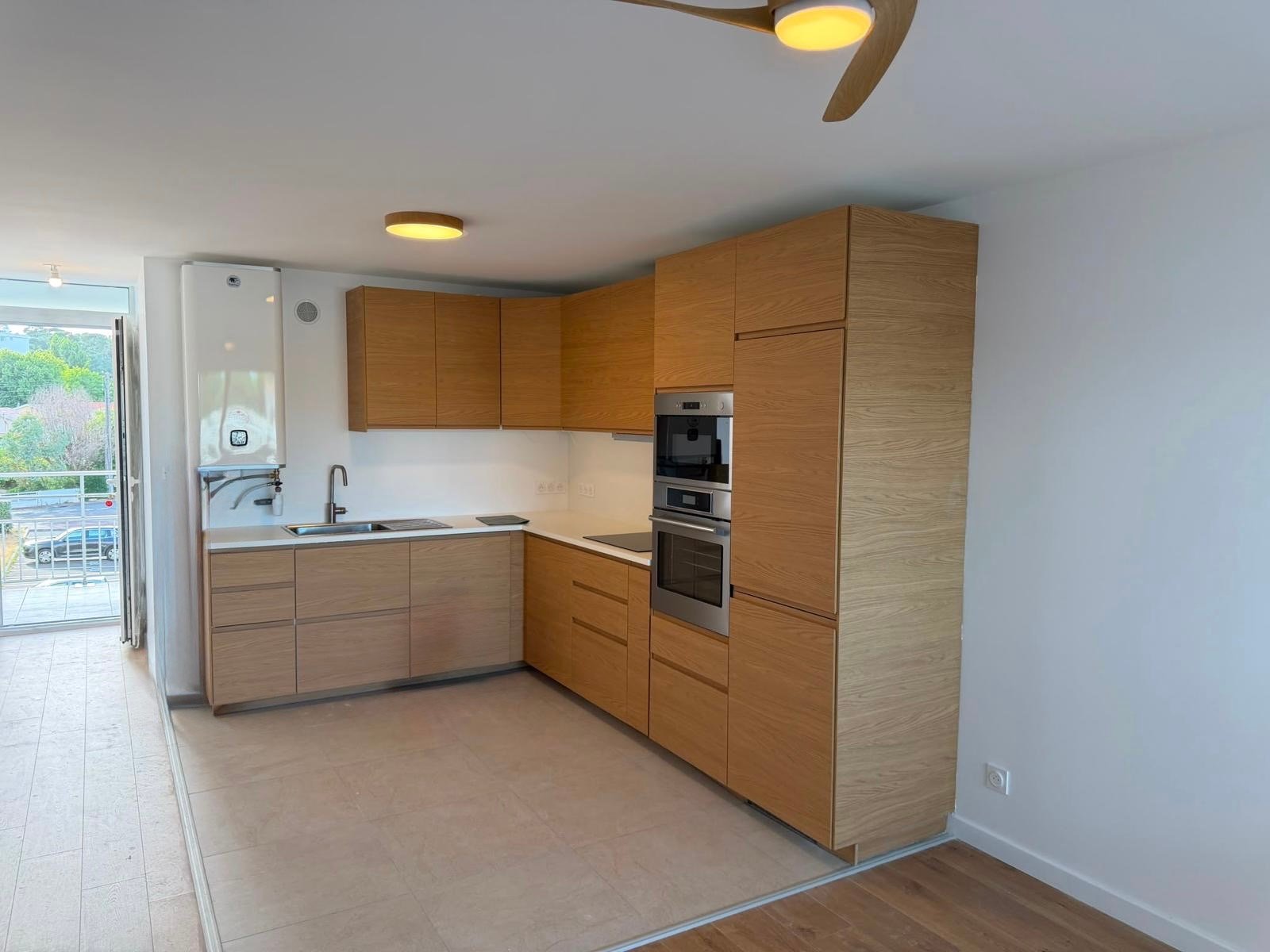 Cuisine sur-mesure en bois